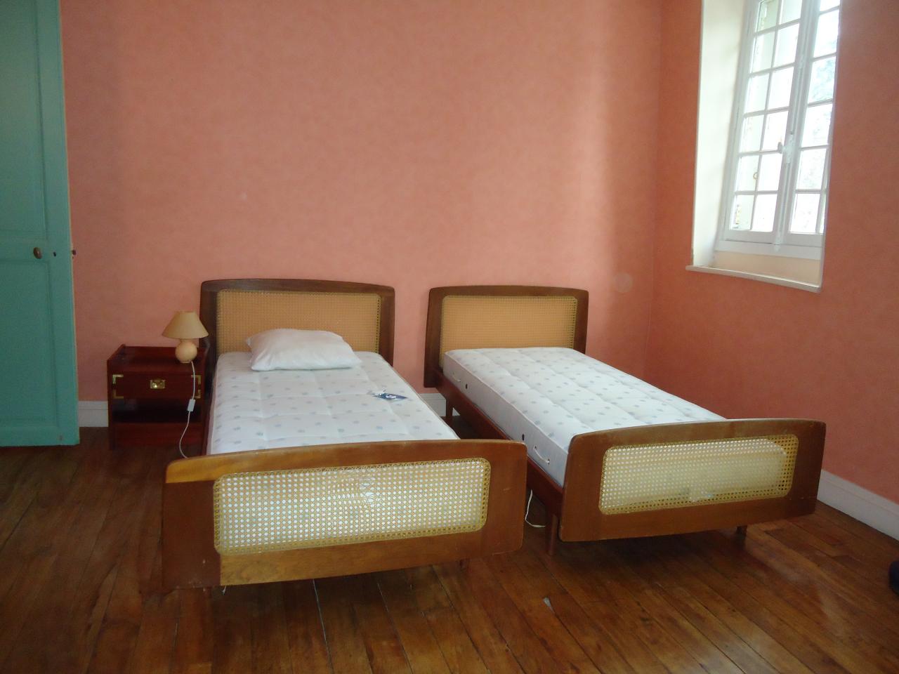Chambre 2.4.